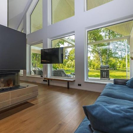 Modern Villa With Sauna & Hot Tub Hiiumaa Екстер'єр фото