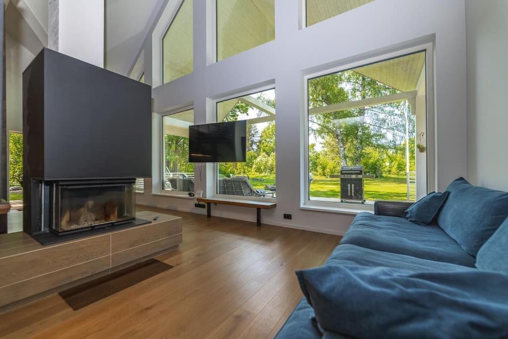 Modern Villa With Sauna & Hot Tub Hiiumaa Екстер'єр фото
