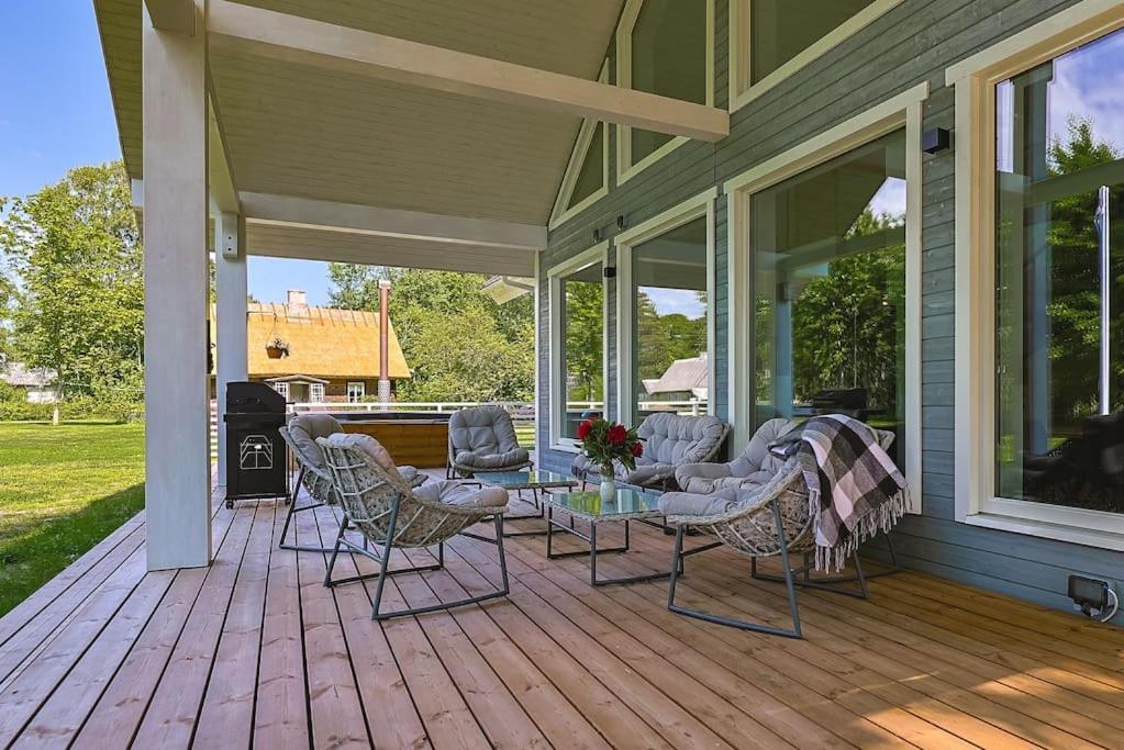 Modern Villa With Sauna & Hot Tub Hiiumaa Екстер'єр фото