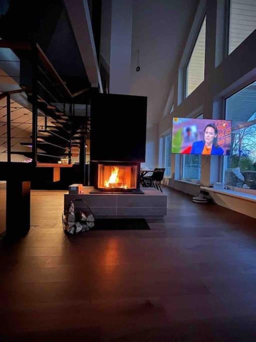 Modern Villa With Sauna & Hot Tub Hiiumaa Екстер'єр фото