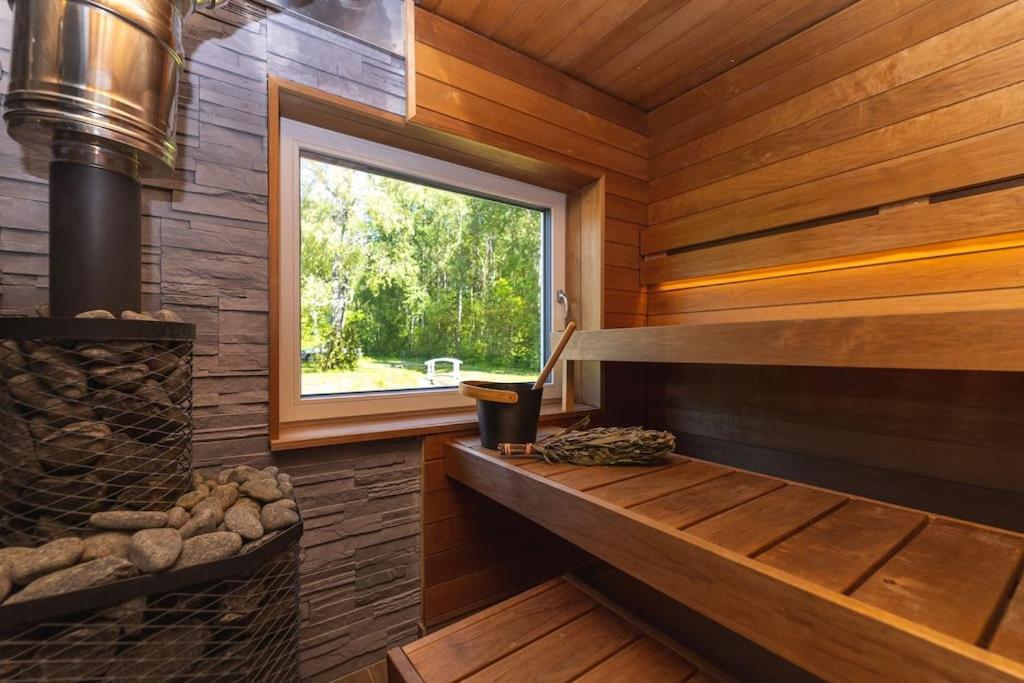 Modern Villa With Sauna & Hot Tub Hiiumaa Екстер'єр фото